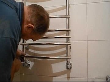 Установка полотенцесушителя